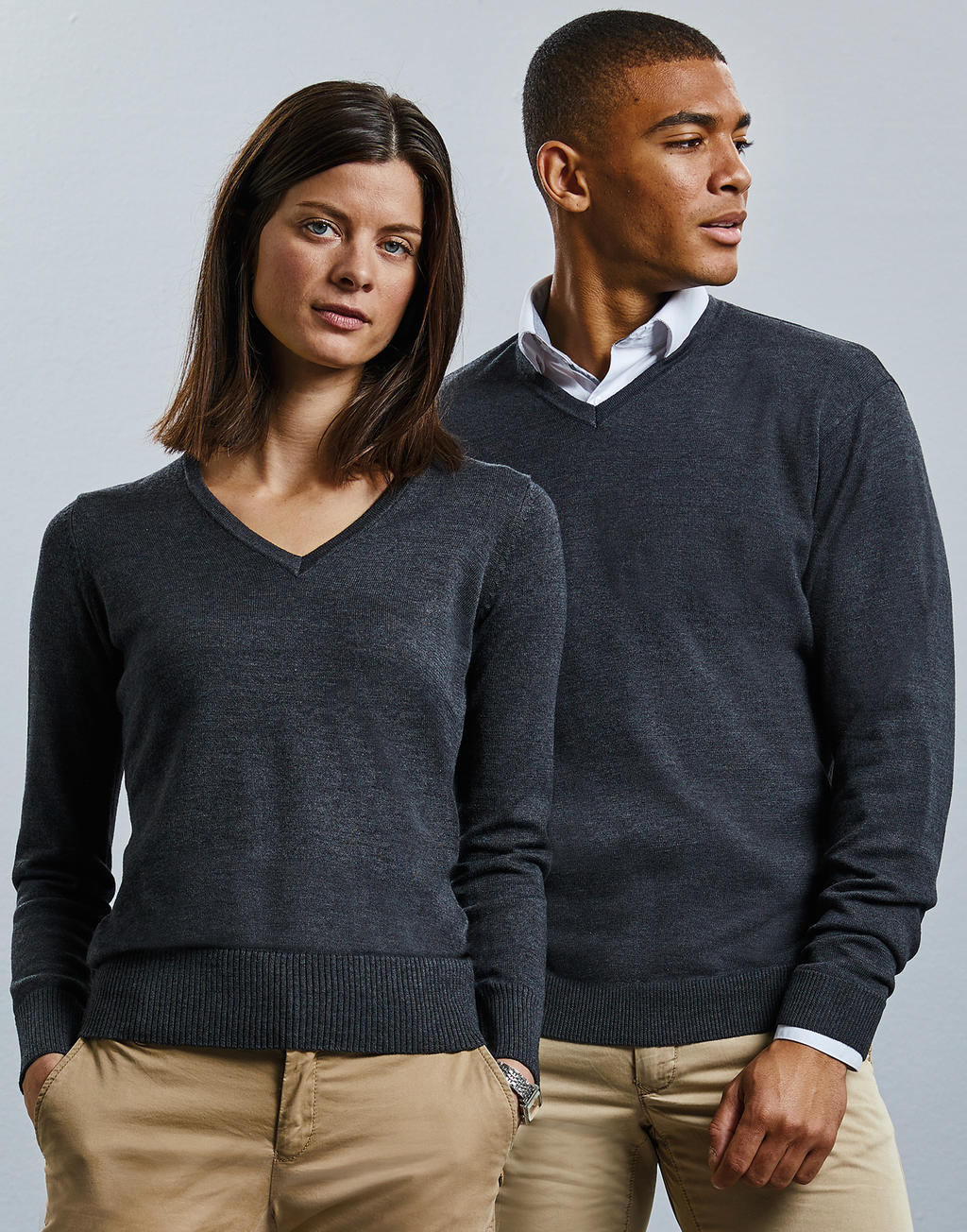 Pull en tricot à col en V Femme – Image 3